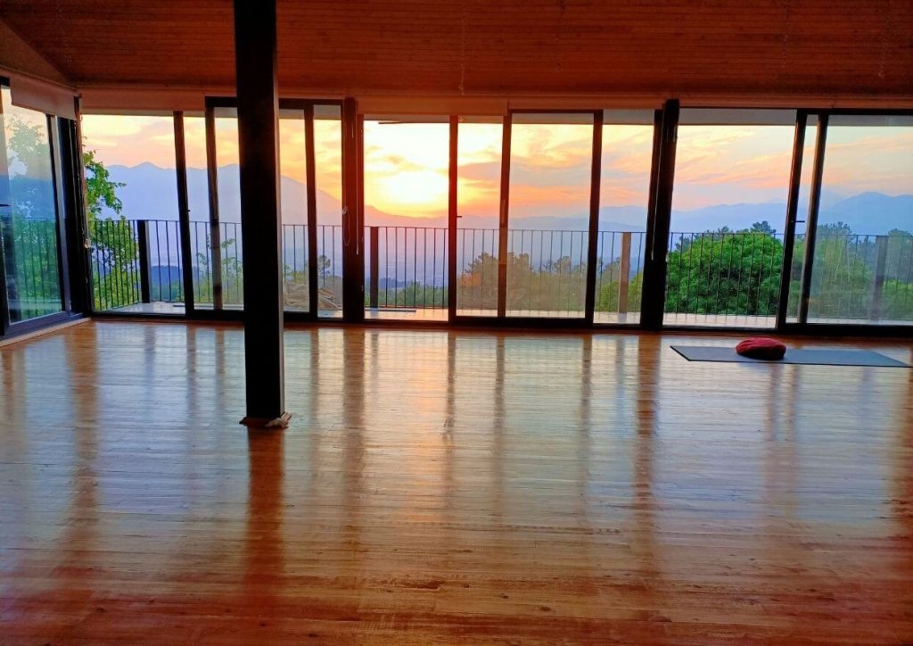 dharmapur yoga salon